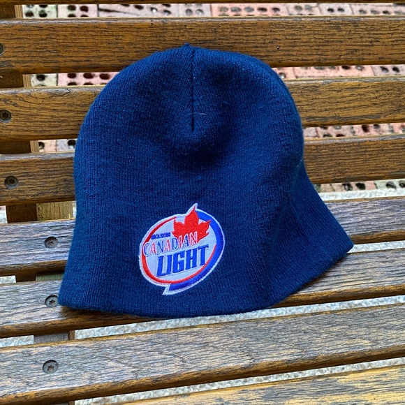 Molson Canadian Light Beanie - Picture 6 of 6